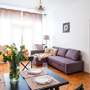  Apartment Stunning Design Czech Republic